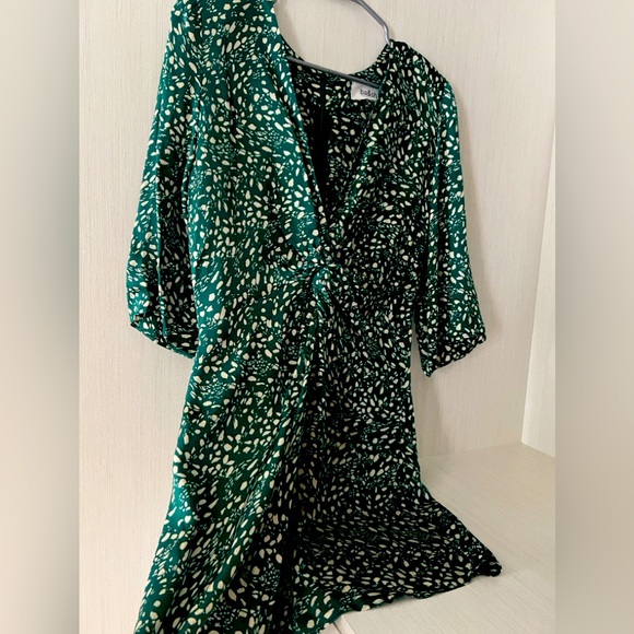 Ba&sh size 2 dress gold and green - Picture 3 of 6